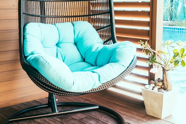 Jak wybrać idealny komplet mebli ogrodowych Komfort z oparciem dla Twojej przestrzeni?